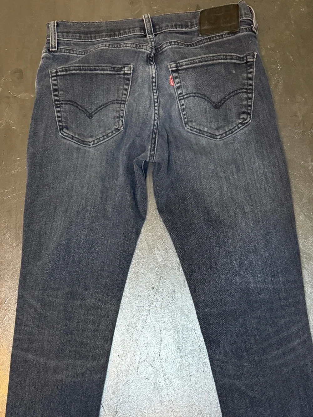Levis Premium 511 Flex Fit Jeans in Dark Blue Wash Men’s W32L30 Black Label